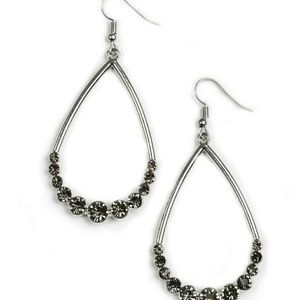 Teardrop earrings